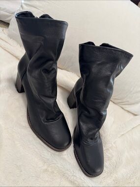Classic Black Mid-Calf Block Heel Women's Boots leather CHElSEA & VlOLDET .